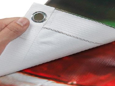 雅安喷绘和刀刮布的工艺区别。