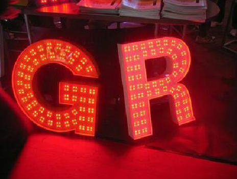 雅安LED发光字有哪些优势？